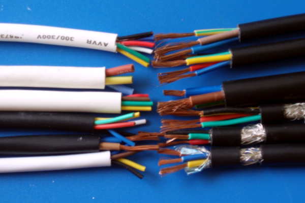 The-difference-between-cable-and-wire